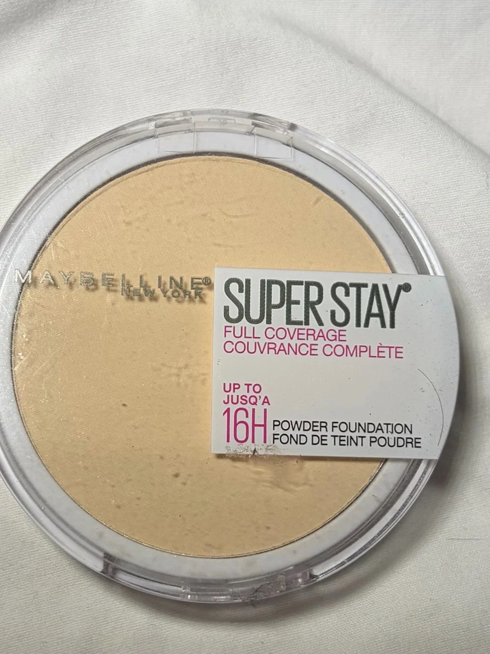Maybelline Super Stay Powder Foundation - Light Beige Tone